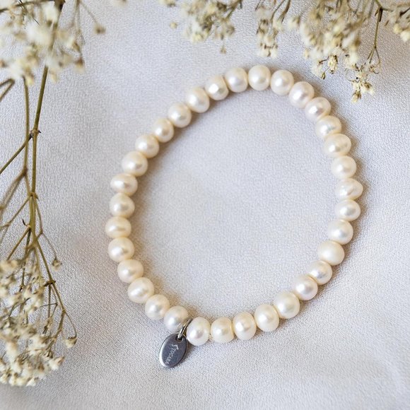 Tocara Betsy FB30002 Freshwater Pearls Stainless Steel Bracelet 7.5" | C$14 - Picture 2 of 3